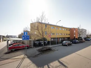 Pronájem garážového stání, Brno, Moutnická, 12 m2