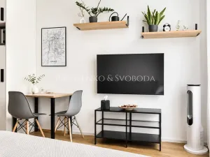 Prodej bytu 1+kk, Praha - Smíchov, Mozartova, 22 m2