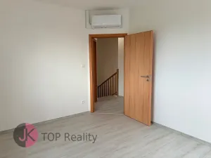 Pronájem rodinného domu, Praha - Uhříněves, Vlárská, 100 m2