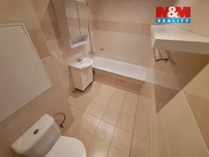 Pronájem bytu 2+1, Chomutov, Kostnická, 62 m2