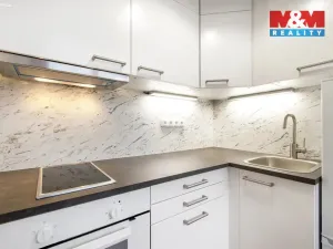 Pronájem bytu 2+kk, Praha - Vinohrady, Perucká, 37 m2