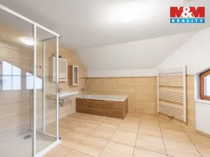 Prodej garáže, Vsetín, Nepřejov, 240 m2