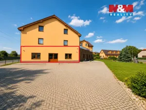 Pronájem obchodního prostoru, Rostoklaty, 190 m2