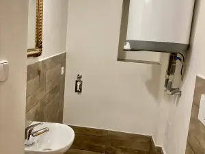 Pronájem bytu 1+1, Praha - Košíře, Vrchlického, 30 m2