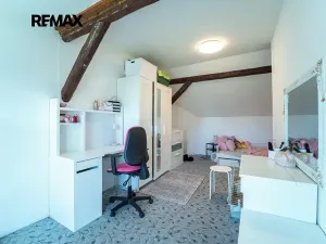 Prodej rodinného domu, Pečky, Pečecká, 140 m2
