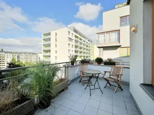 Pronájem bytu 3+kk, Praha - Žižkov, Jeseniova, 99 m2