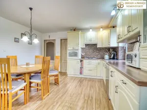 Prodej rodinného domu, Drozdov, 250 m2