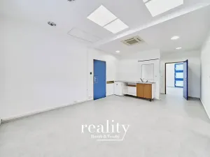 Pronájem kanceláře, Znojmo, Kuchařovická, 84 m2