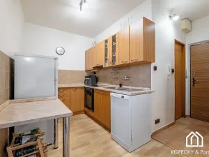 Prodej bytu 2+1, Praha - Kamýk, Písnická, 40 m2