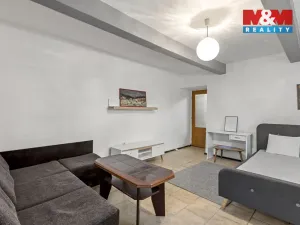 Prodej bytu 2+1, Polička - Horní Předměstí, E. Beneše, 64 m2