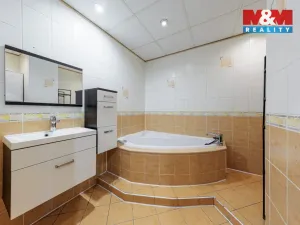 Prodej bytu 3+1, Horní Slavkov, Dlouhá, 76 m2