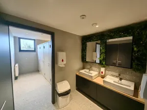 Pronájem kanceláře, Praha - Letňany, Beranových, 32 m2