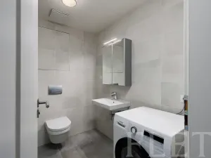 Pronájem bytu 1+kk, Praha - Žižkov, Hartigova, 37 m2