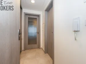 Pronájem bytu 1+kk, Praha - Hloubětín, Poděbradská, 33 m2