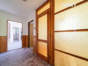 Prodej rodinného domu, Karviná, nám. Ondry Foltýna, 180 m2