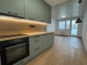 Pronájem bytu 2+kk, Praha - Vršovice, Vršovická, 52 m2