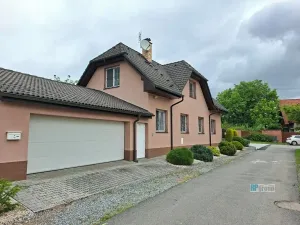 Prodej rodinného domu, Poříčany, U Koupaliště, 200 m2