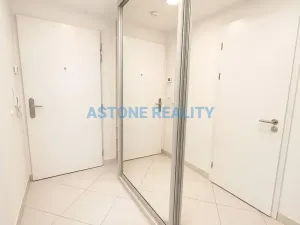 Pronájem bytu 1+kk, Praha - Třebonice, Do zahrádek I, 38 m2