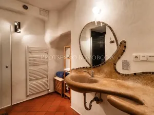Prodej ubytování, Číměř, 650 m2