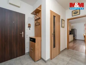 Prodej bytu 3+kk, Včelná, Dolní, 63 m2
