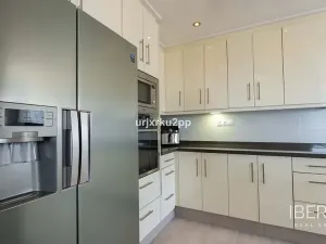 Prodej bytu 4+kk, Villamartín, Španělsko, 105 m2