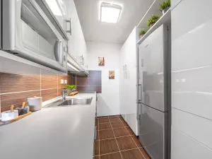 Prodej bytu 2+kk, Praha - Stodůlky, Běhounkova, 49 m2