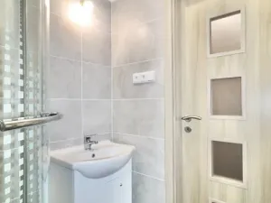 Prodej bytu 1+1, Teplice, Ruská, 30 m2