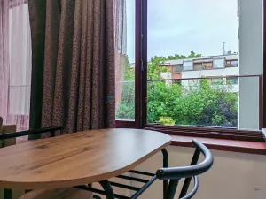 Pronájem bytu 1+kk, Praha - Smíchov, U Nikolajky, 39 m2
