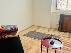 Prodej bytu 1+1, Karlovy Vary, Nad Dvorem, 43 m2
