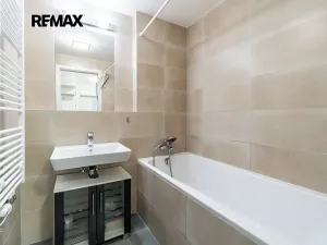 Pronájem bytu 3+kk, Praha - Hostivař, Nurmiho, 63 m2
