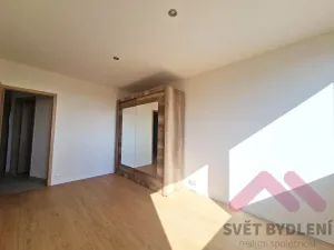 Pronájem bytu 3+kk, Praha - Bohnice, Hlivická, 73 m2