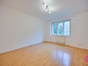 Pronájem bytu 2+kk, Olomouc, Dukelská, 47 m2