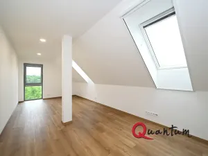 Pronájem kanceláře, Praha - Holyně, Za Knotkem, 79 m2
