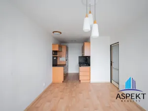 Pronájem bytu 2+kk, Praha - Braník, Novodvorská, 48 m2