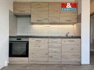 Pronájem bytu 1+1, Klatovy - Klatovy III, Zahradní, 40 m2