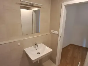 Prodej bytu 1+kk, Praha - Černý Most, Dobrovolného, 36 m2