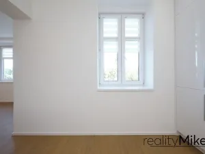 Pronájem bytu 3+1, Liberec, Šafaříkova, 87 m2