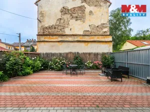 Pronájem obchodního prostoru, Bor, náměstí Republiky, 85 m2