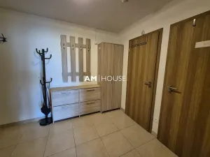 Pronájem bytu 3+kk, Praha - Hloubětín, Krylovecká, 82 m2