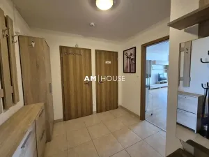 Pronájem bytu 3+kk, Praha - Hloubětín, Krylovecká, 82 m2