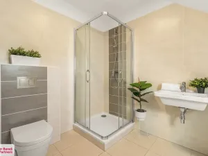 Prodej bytu 3+kk, Milovice, Zátopkova, 108 m2