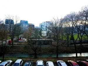 Prodej bytu 3+kk, Praha - Vysočany, Na břehu, 83 m2