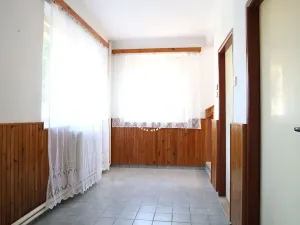 Prodej vícegeneračního domu, Jesenice, 383 m2