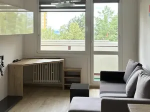 Pronájem bytu 2+kk, Praha - Kobylisy, Třeboradická, 45 m2