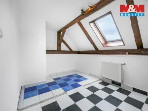 Prodej rodinného domu, Holýšov, náměstí 5. května, 230 m2