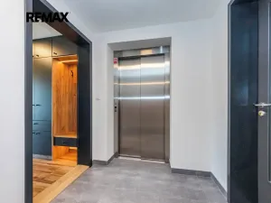 Pronájem bytu 2+kk, Praha - Břevnov, Radimova, 59 m2