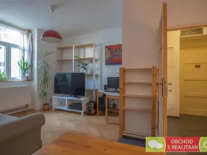 Prodej bytu 2+kk, Praha - Holešovice, U Uranie, 40 m2