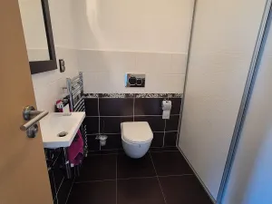 Prodej rodinného domu, Buštěhrad, Pražská, 166 m2