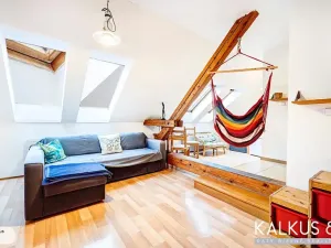 Pronájem bytu 2+kk, Hradec Králové, Zelená, 39 m2