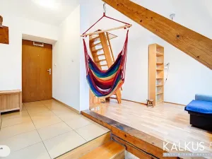 Pronájem bytu 2+kk, Hradec Králové, Zelená, 39 m2
